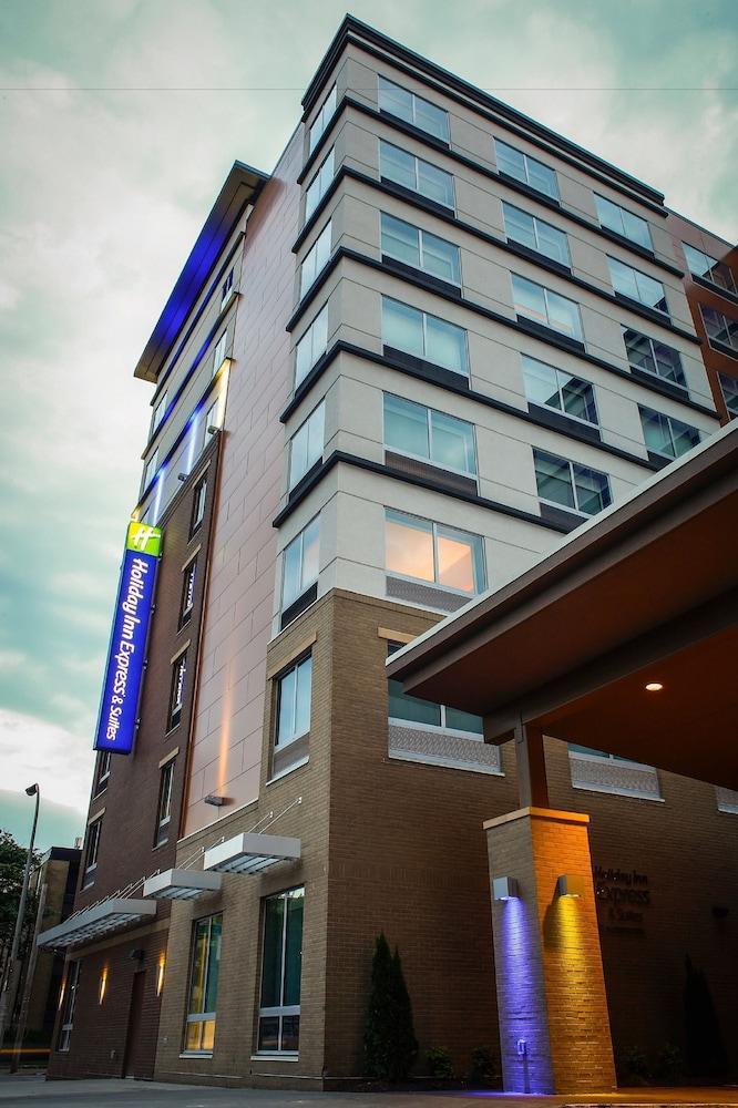 Holiday Inn Express & Suites Downtown Louisville, An Ihg Hotel Exterior photo